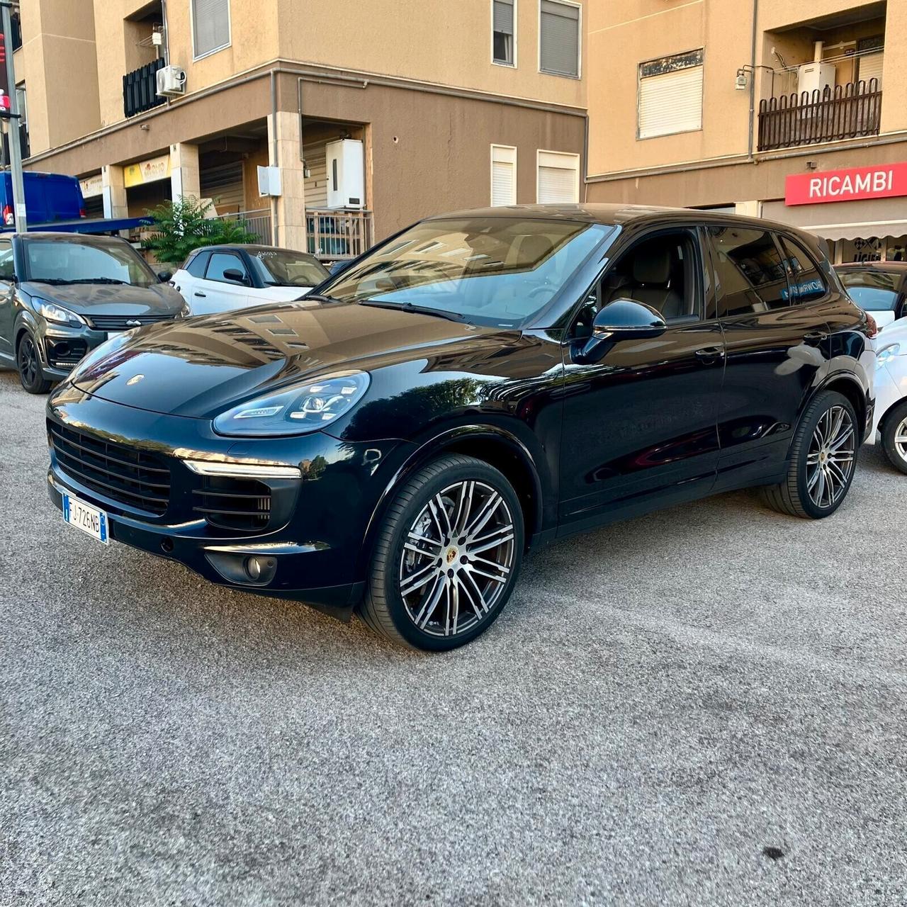 Porsche Cayenne 3.0 Diesel Platinum Edition