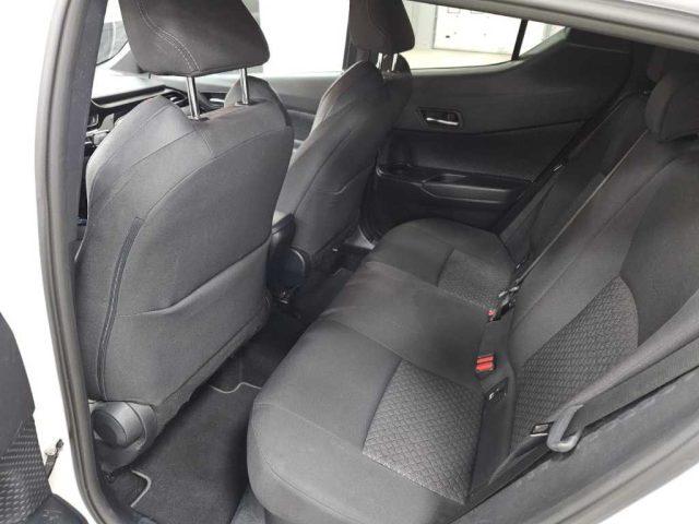 TOYOTA C-HR (2016-2023) - 1.8 Hybrid E-CVT Trend