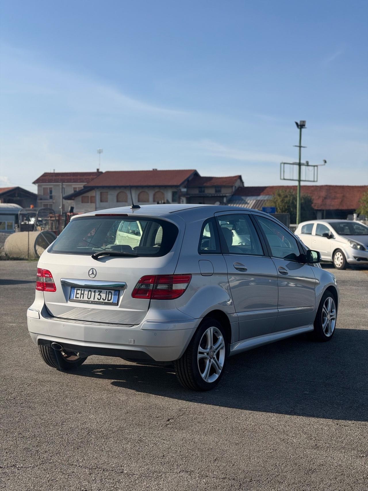 Mercedes-benz B 200 CDI Premium