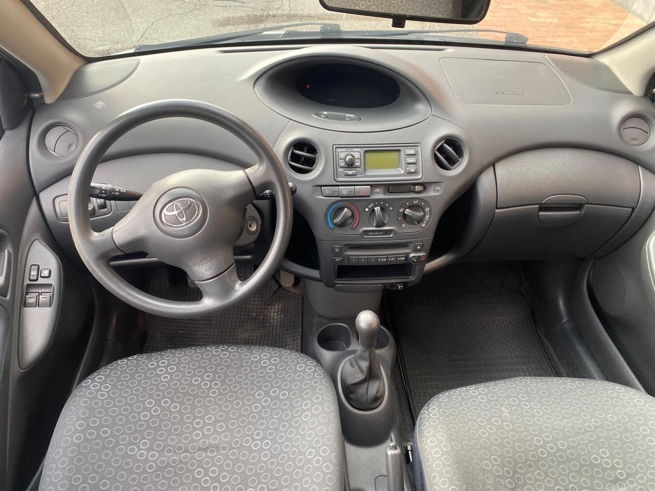 Toyota Yaris 1.0i 16V cat 5 porte Sol Blue