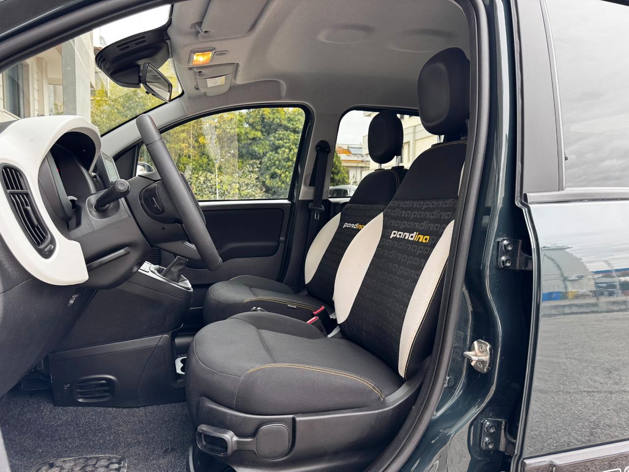 Fiat Panda Pandina Cross 1.0 FireFly S&S Hybrid, Aziendale italiana