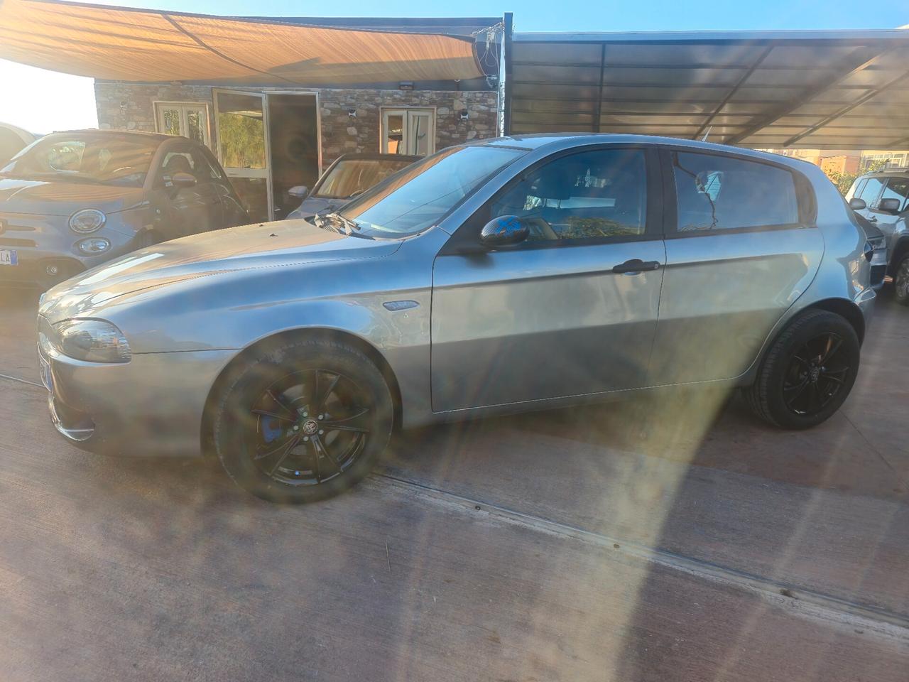 Alfa Romeo 147 1.9 JTD M-JET 16V 5 porte Q2