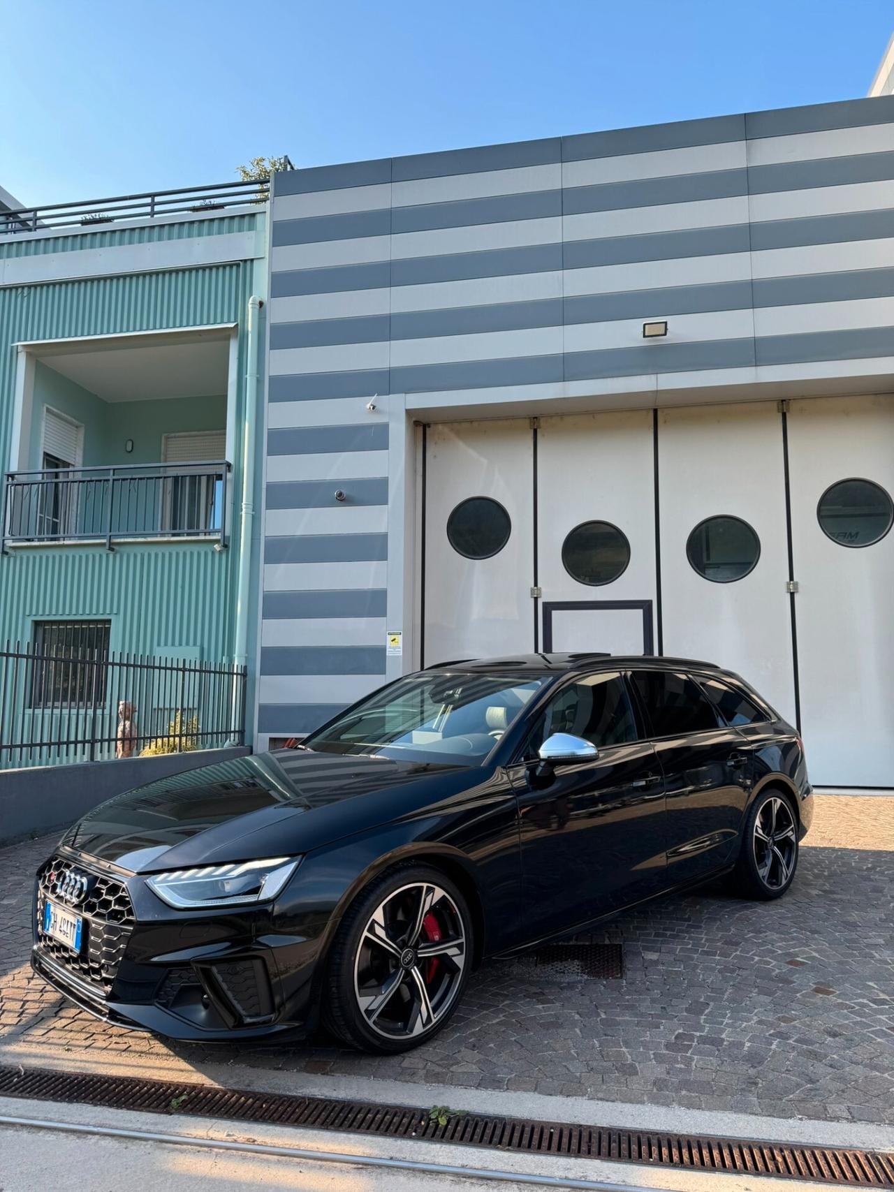 Audi A4 S4 Avant TDI quattro tiptronic TETTO B&O GANCIO STRAFUL