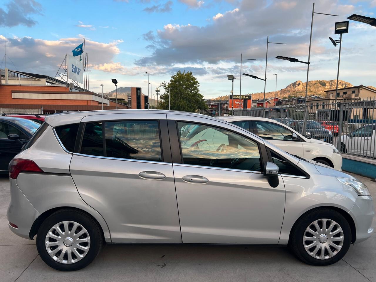 B-MAX 1.5 DIESEL 75CV-2014-ALL. TITANIUM