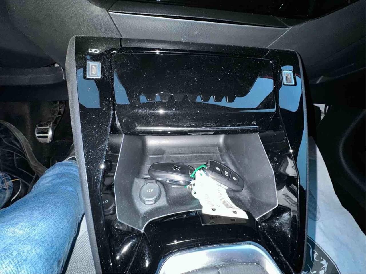 Peugeot 208 BlueHdi cv 100 GT