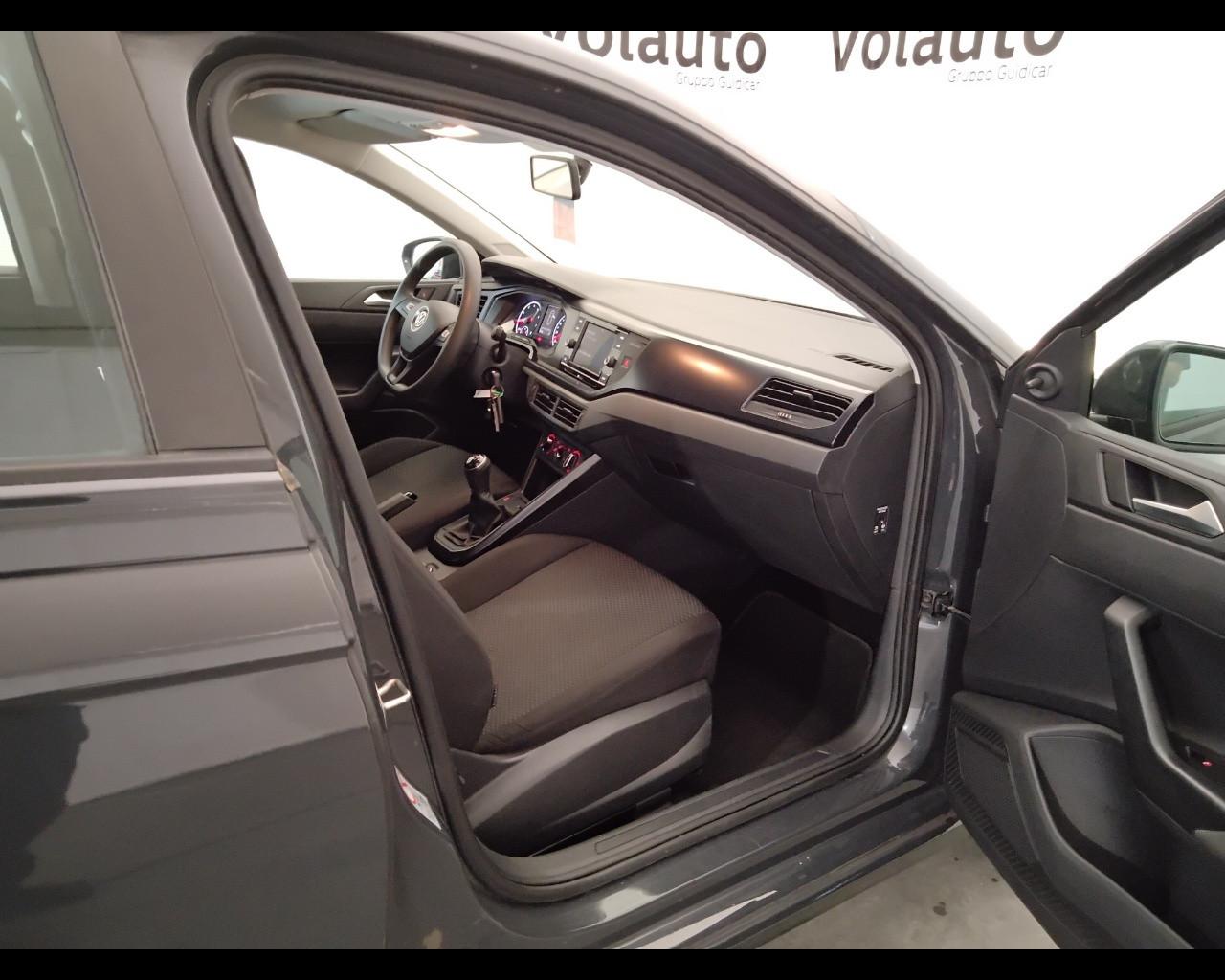 VOLKSWAGEN Polo VI 2017 - Polo 5p 1.0 mpi Trendline 65cv