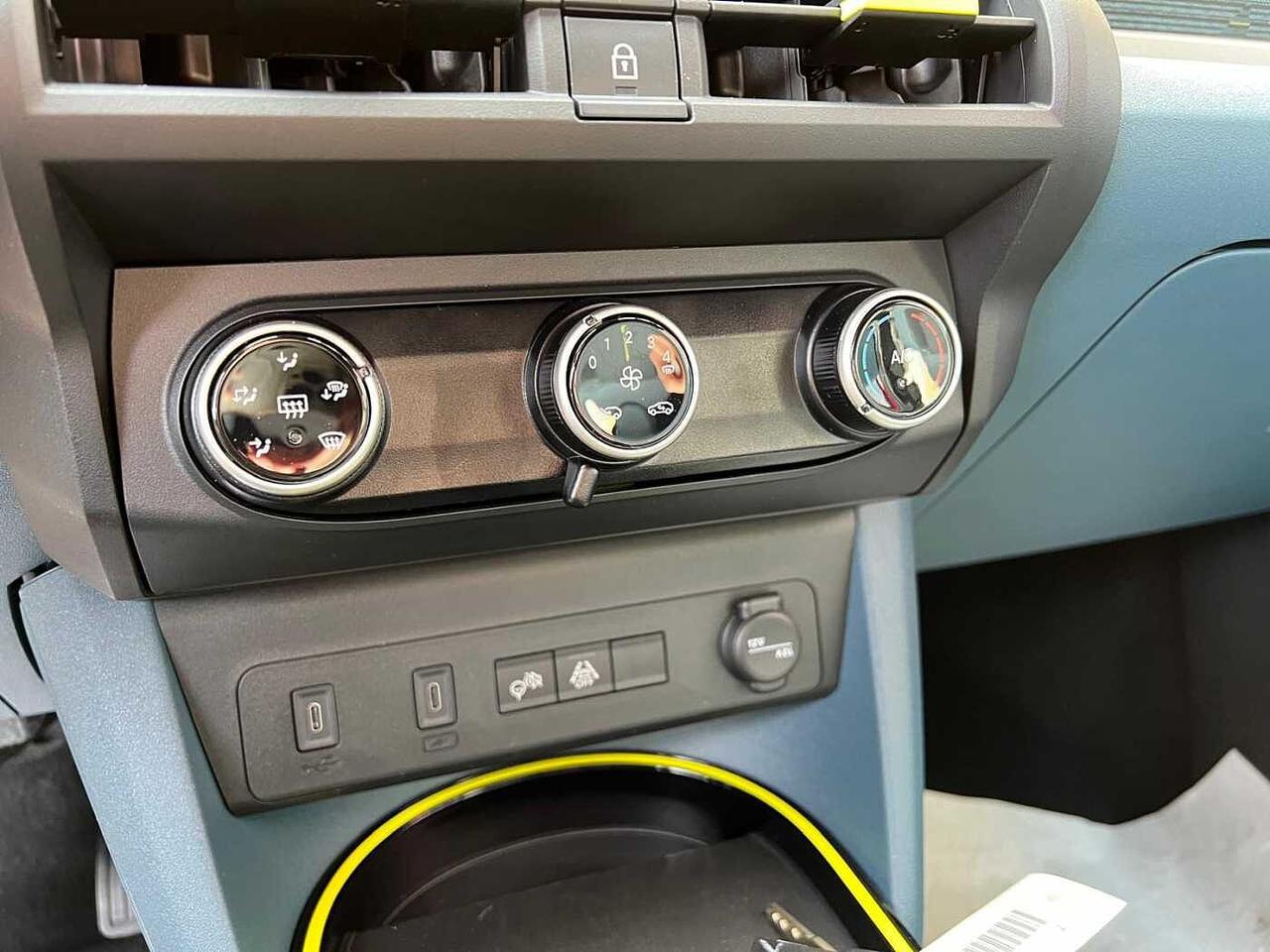 Fiat Grande Panda 44Kwh Red