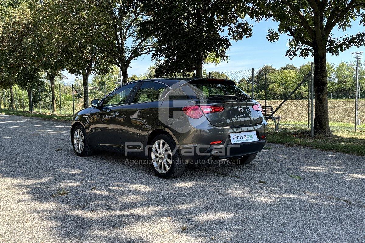 ALFA ROMEO Giulietta 1.6 JTDm-2 105 CV Distinctive