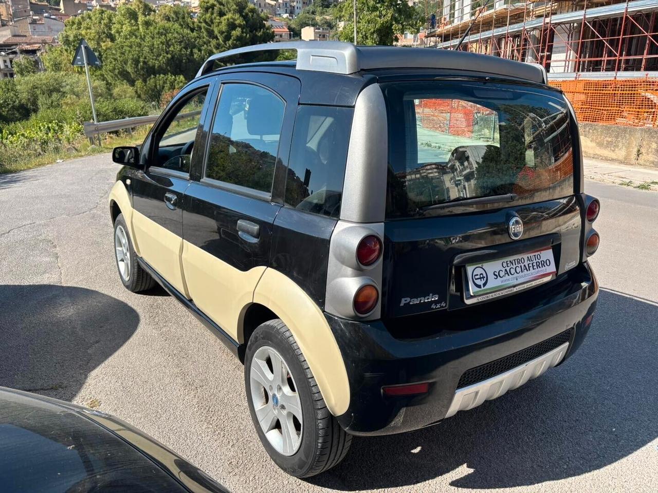 Fiat Panda 1.3 MJT 16V 4x4 Cross