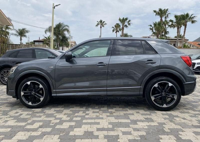 Audi Q2 S Line interno ed esterno 2.0 TDI 150CV s-tronic 35