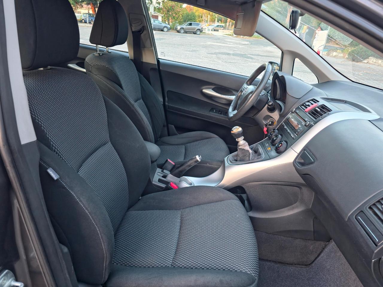 Toyota Auris 1.4 D-4D 5 porte CV-90 E4 Manuale NEO 2010