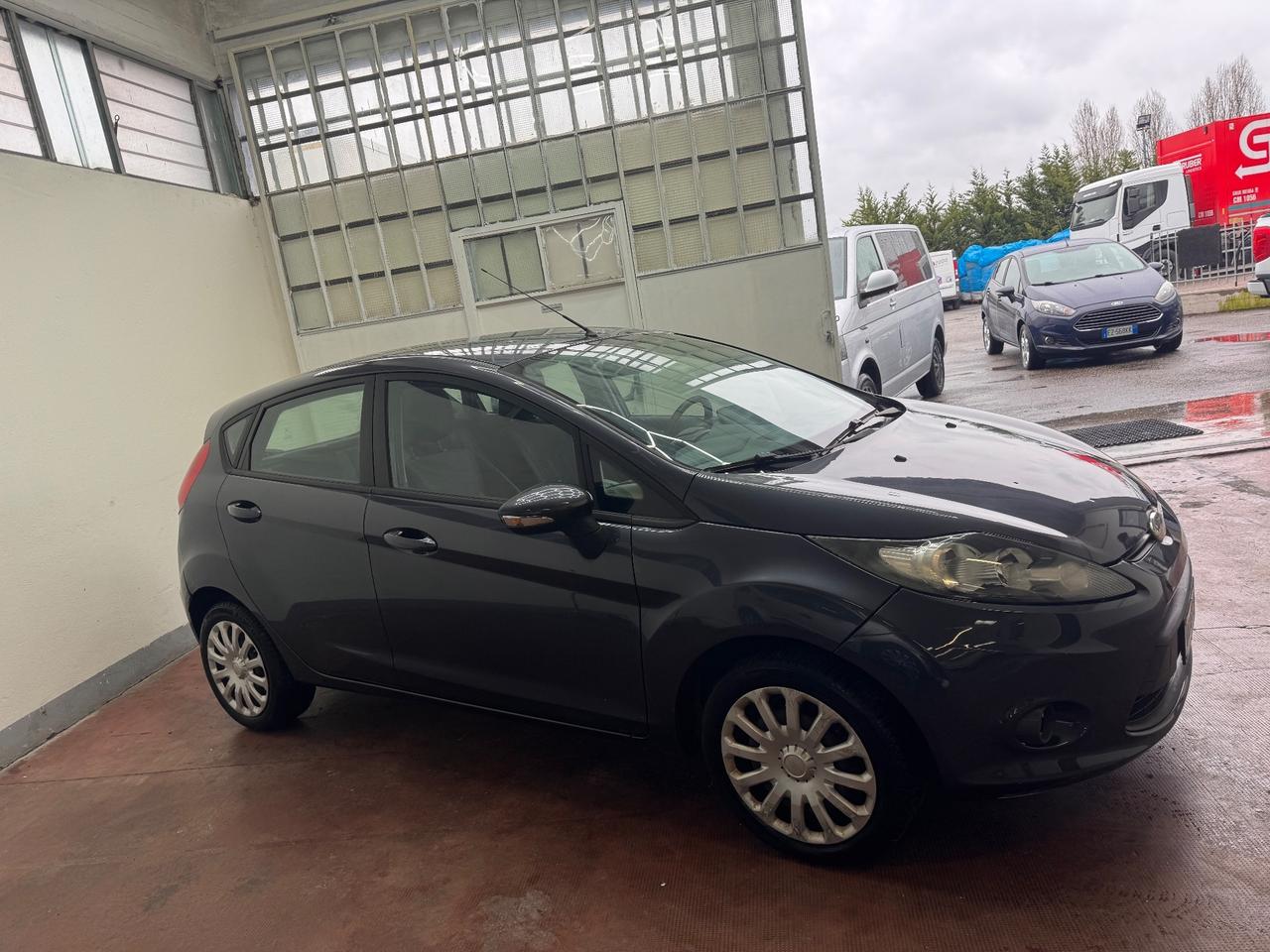 Ford Fiesta 1.4 5 porte Bz.- GPL Titanium