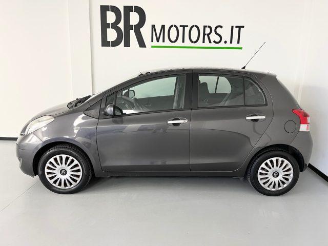 TOYOTA Yaris 1.0 5 porte "NEOPATENTATI"