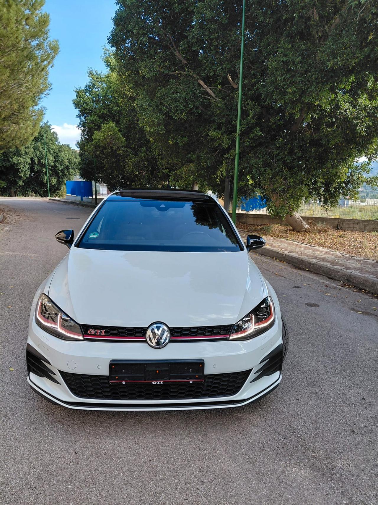 Volkswagen Golf GTI Performance 2.0 245 CV TSI DSG 5p. BMT