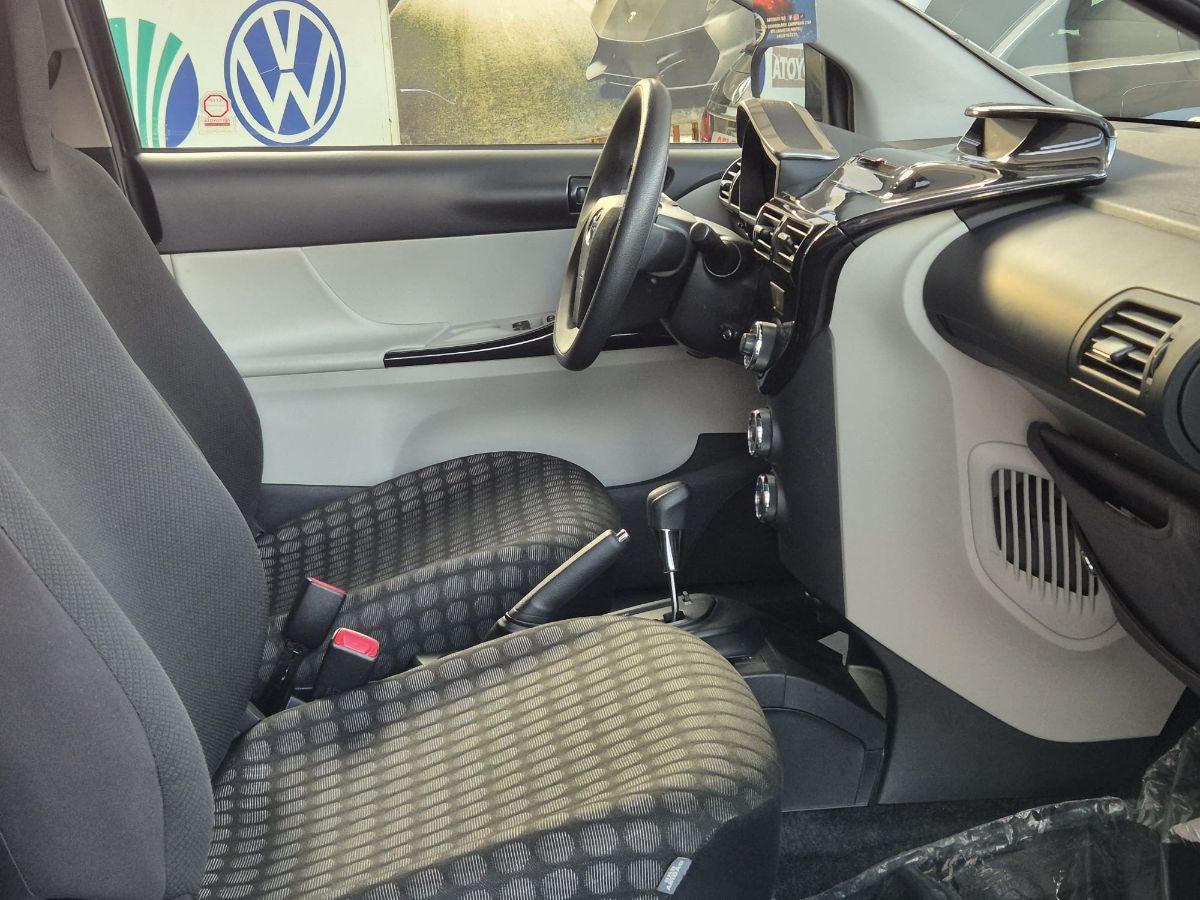 TOYOTA - iQ - 1.0 CVT Trend