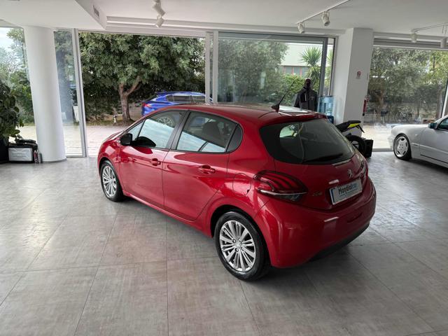 PEUGEOT 208 1° serie PureTech 82 5 porte Allure