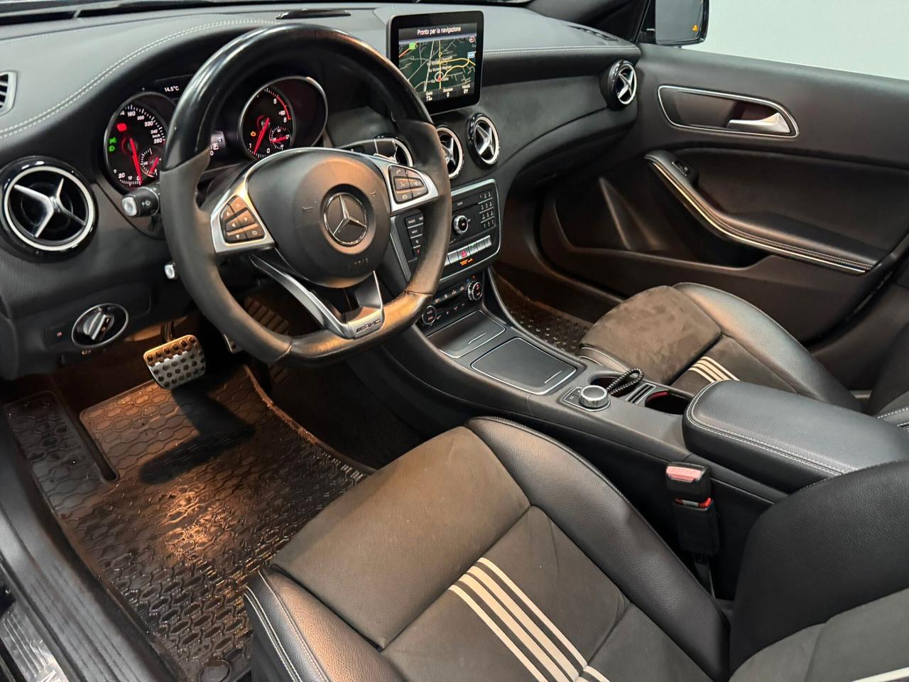 Mercedes-benz GLA 200 d Automatic Premium