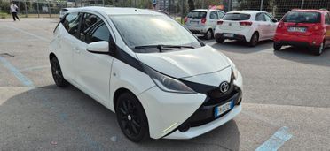 Toyota Aygo X-PLAY 5 PORTE RETROCAMERA CON GARANZIA