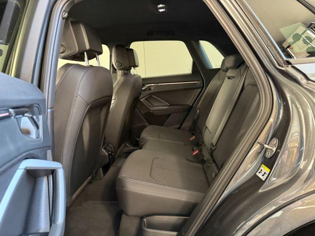 AUDI Q3 40 TFSI quattro S tronic S line Matrix GANCIO 20"