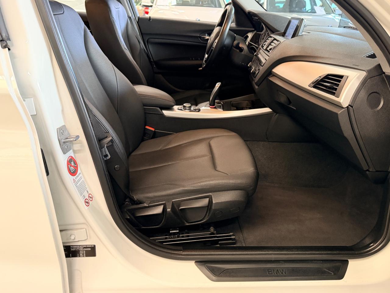 Bmw 116 116d 5p. Efficient Dynamics Sport