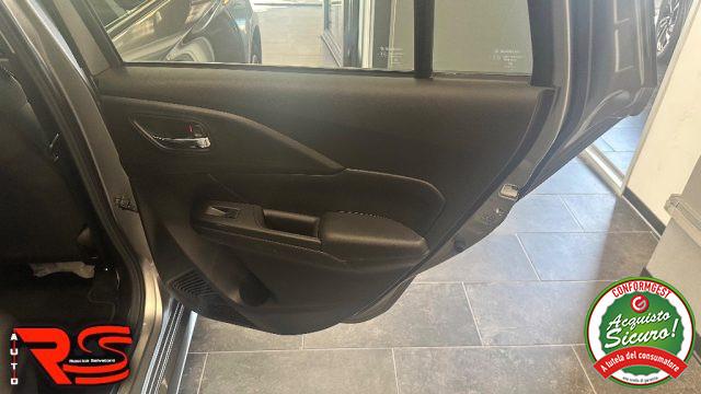 SUZUKI Swift 1.2 Hybrid Top