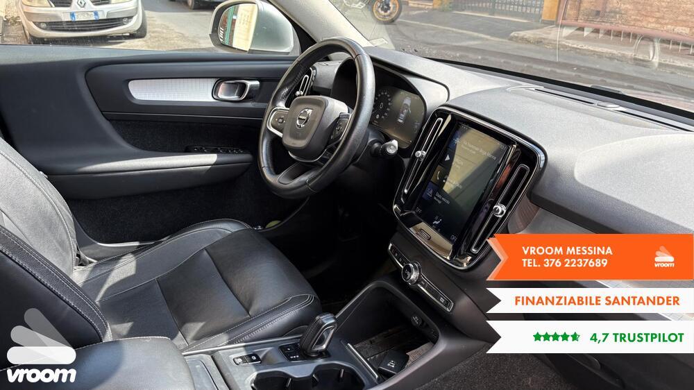 VOLVO XC40 (2017-->) XC40 D4 AWD Geartronic Mom...