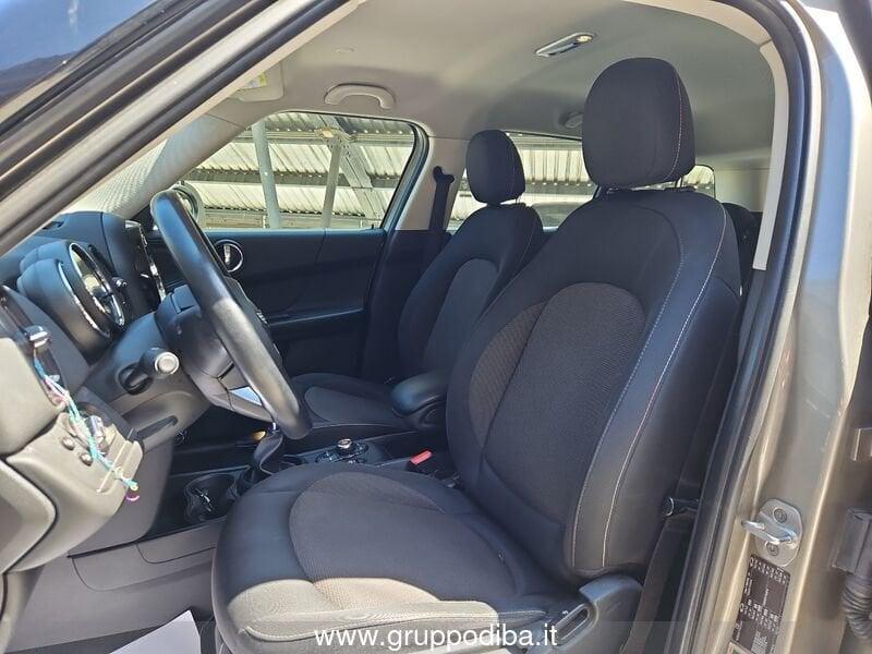 MINI Mini Countryman F60 2017 Benzi Mini Countryman 1.5 One Boost
