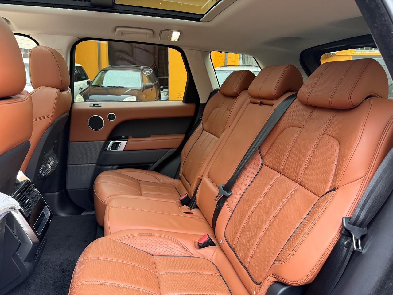 Land Rover Range Sport 3.0 TDV6 HSE Dynamic Edition Grey