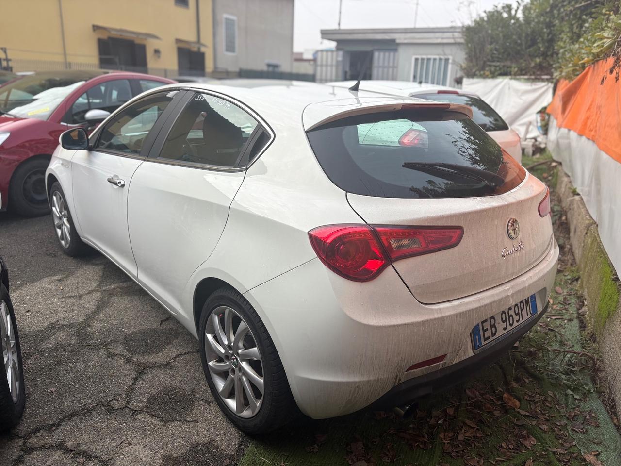 Alfa Romeo Giulietta 1.6 JTDm-2 105 CV Distinctive