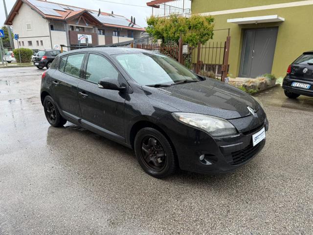 RENAULT Megane Mégane BENZINA 164000 KM