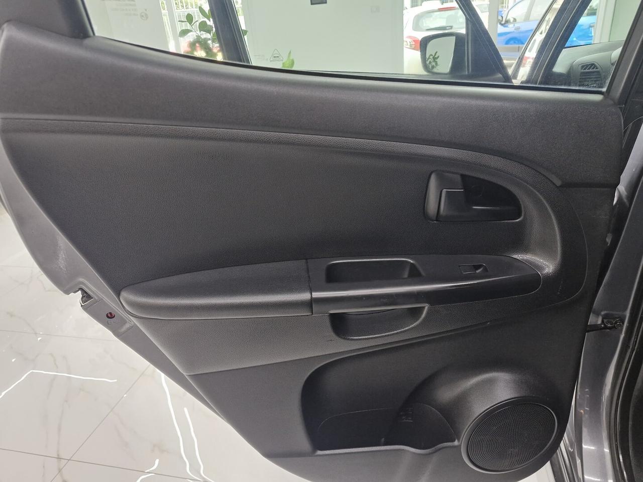 KIA VENGA 1.4 CRDi 90CV Cool