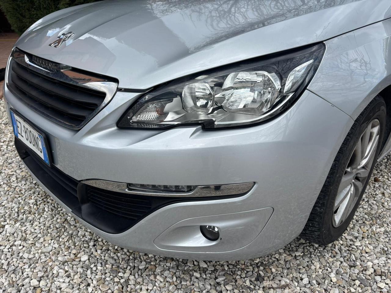 Peugeot 308 1.6 e-HDi 115 CV Stop&Start Business 2015..