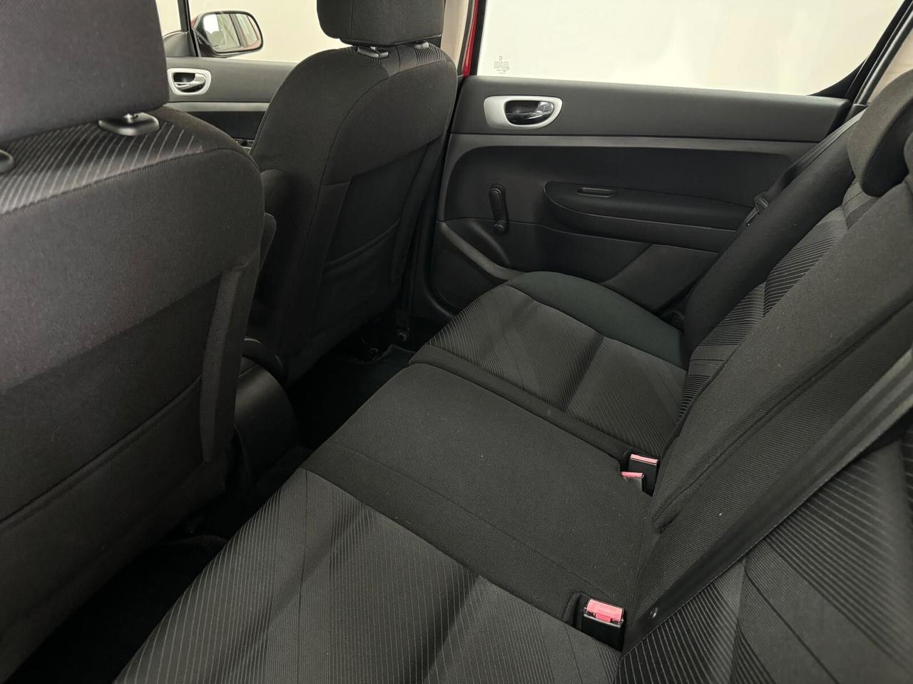 Peugeot 307 1.6 16V 5p. XT