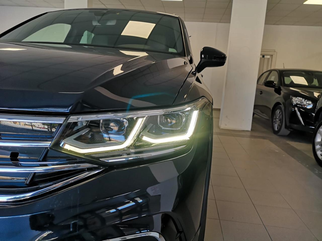 Volkswagen Tiguan 2.0 TDI 150 CV DSG R-Line 2021
