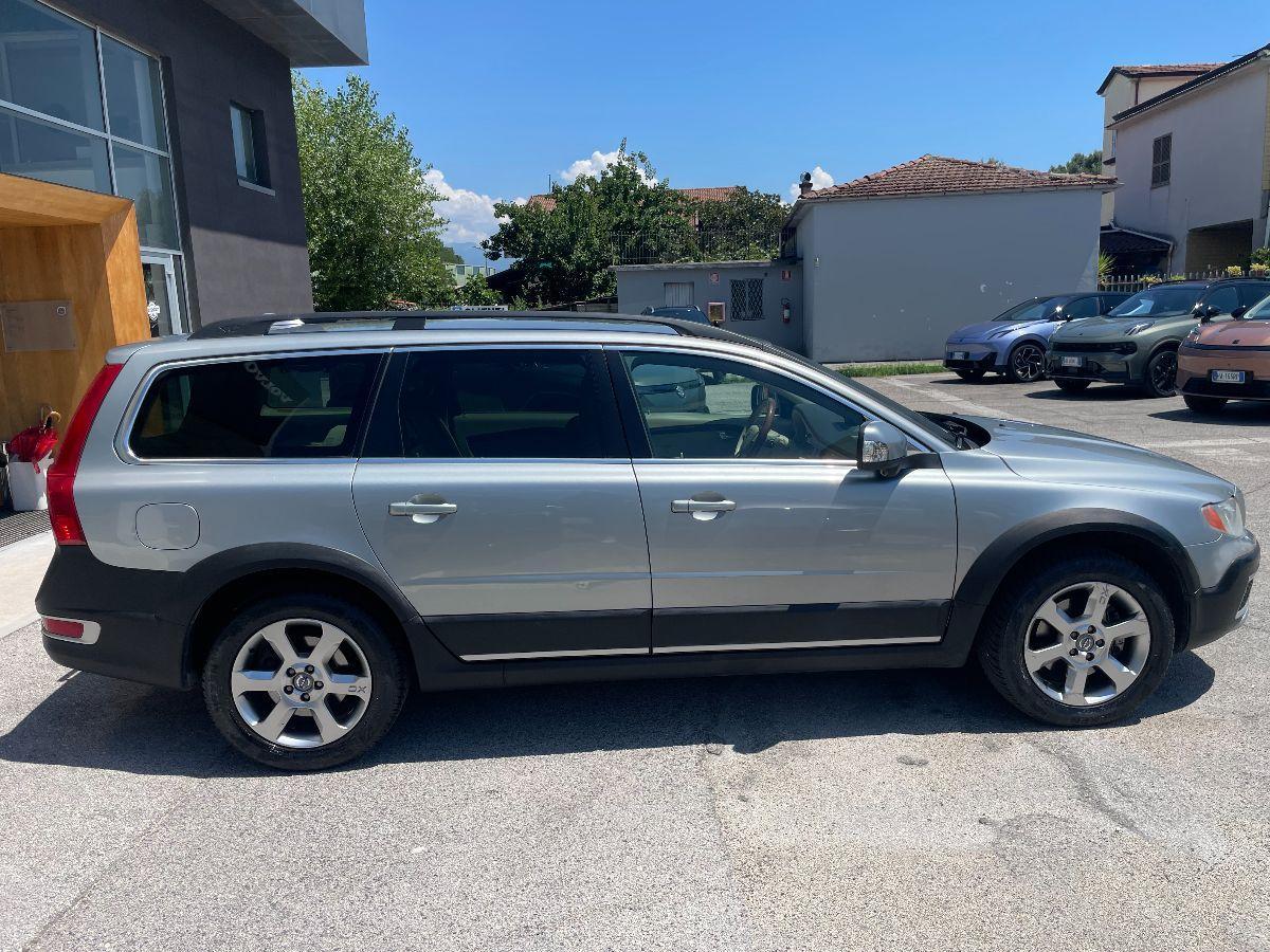 VOLVO - XC70 - D5 205CV AWD Summum