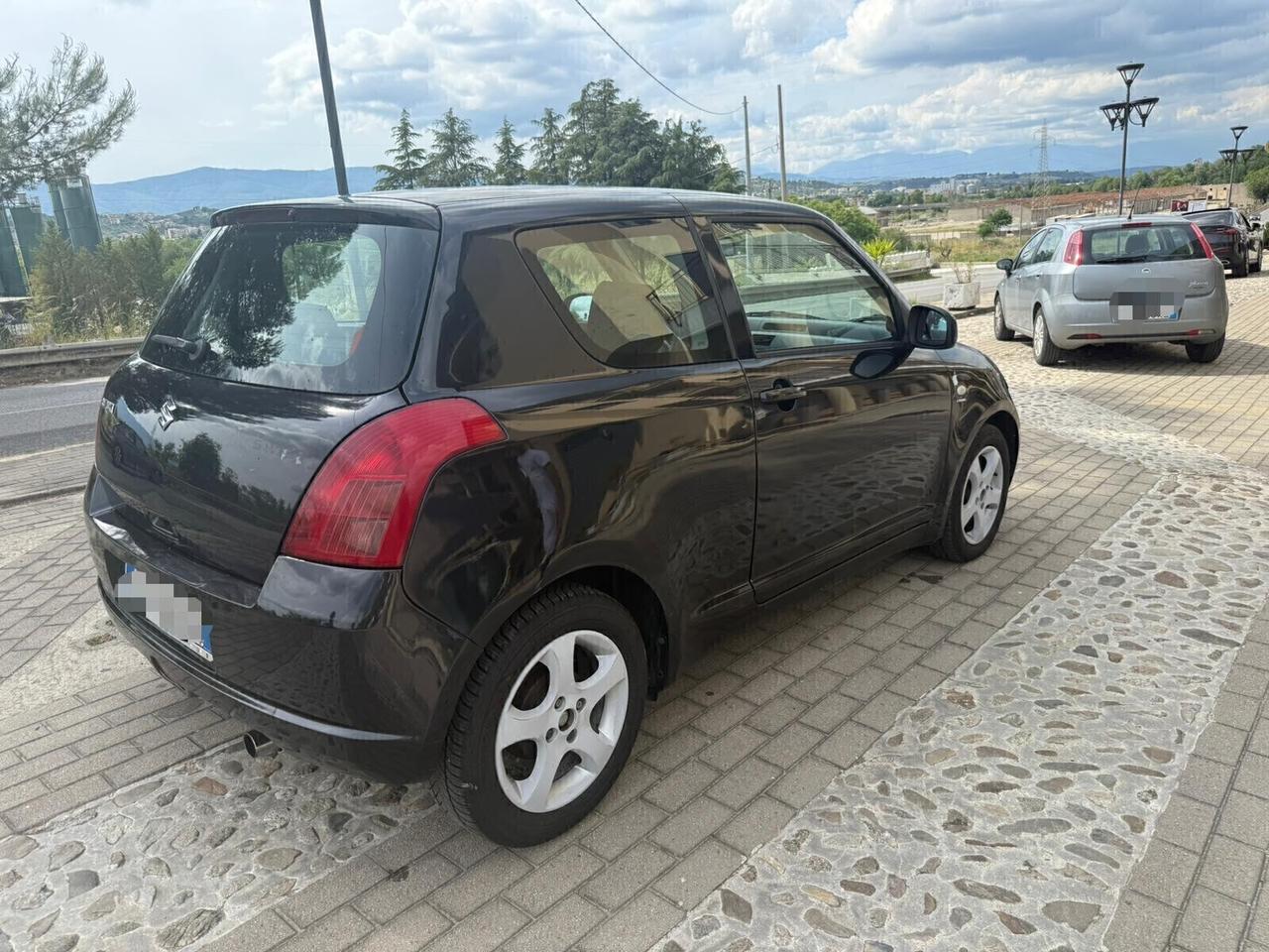 Suzuki Swift 1.3 DDiS 3p. GL