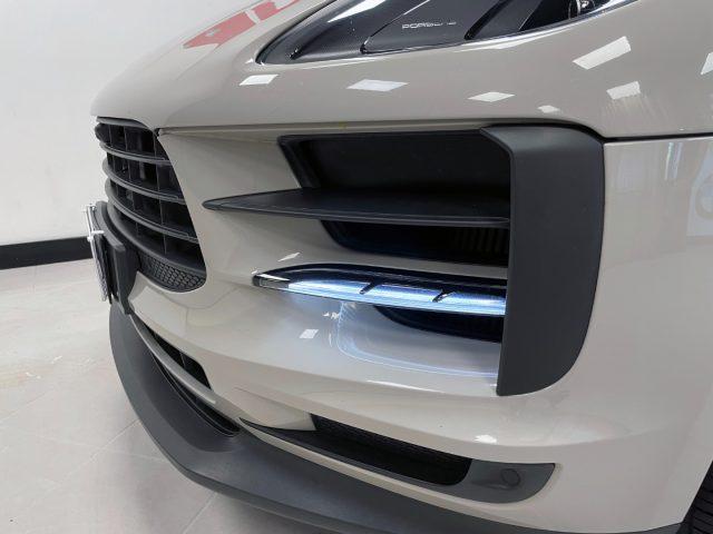 PORSCHE Macan 3.0 S