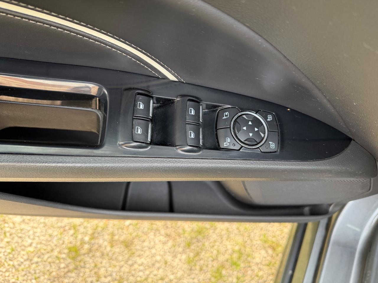 Ford Mondeo Full Hybrid 2.0 187 CV eCVT 4 porte Vignale