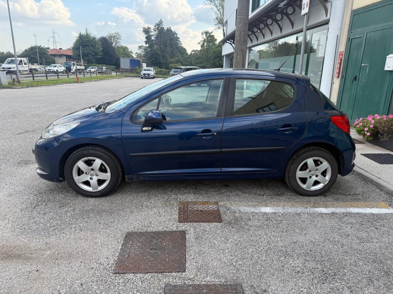 Peugeot 207 - 1.4 88CV 5P XS