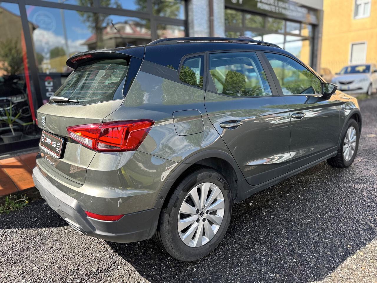 Seat Arona 95cv bi-color retrocamera PREZZO VERO