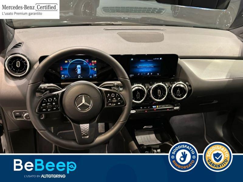 Mercedes-Benz GLA 200 D SPORT 4MATIC AUTO