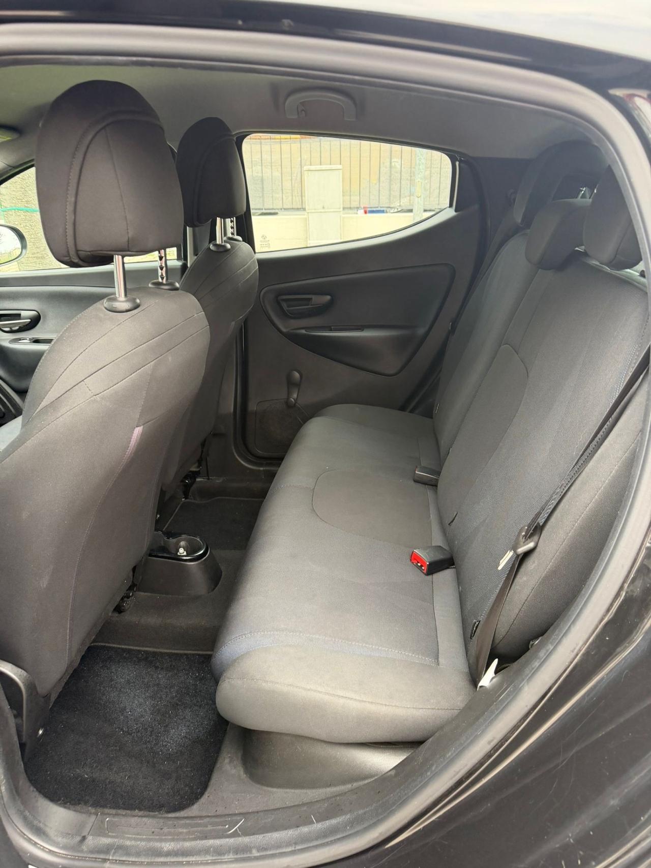 Lancia Ypsilon 1.2 GPL Ecochic Gold