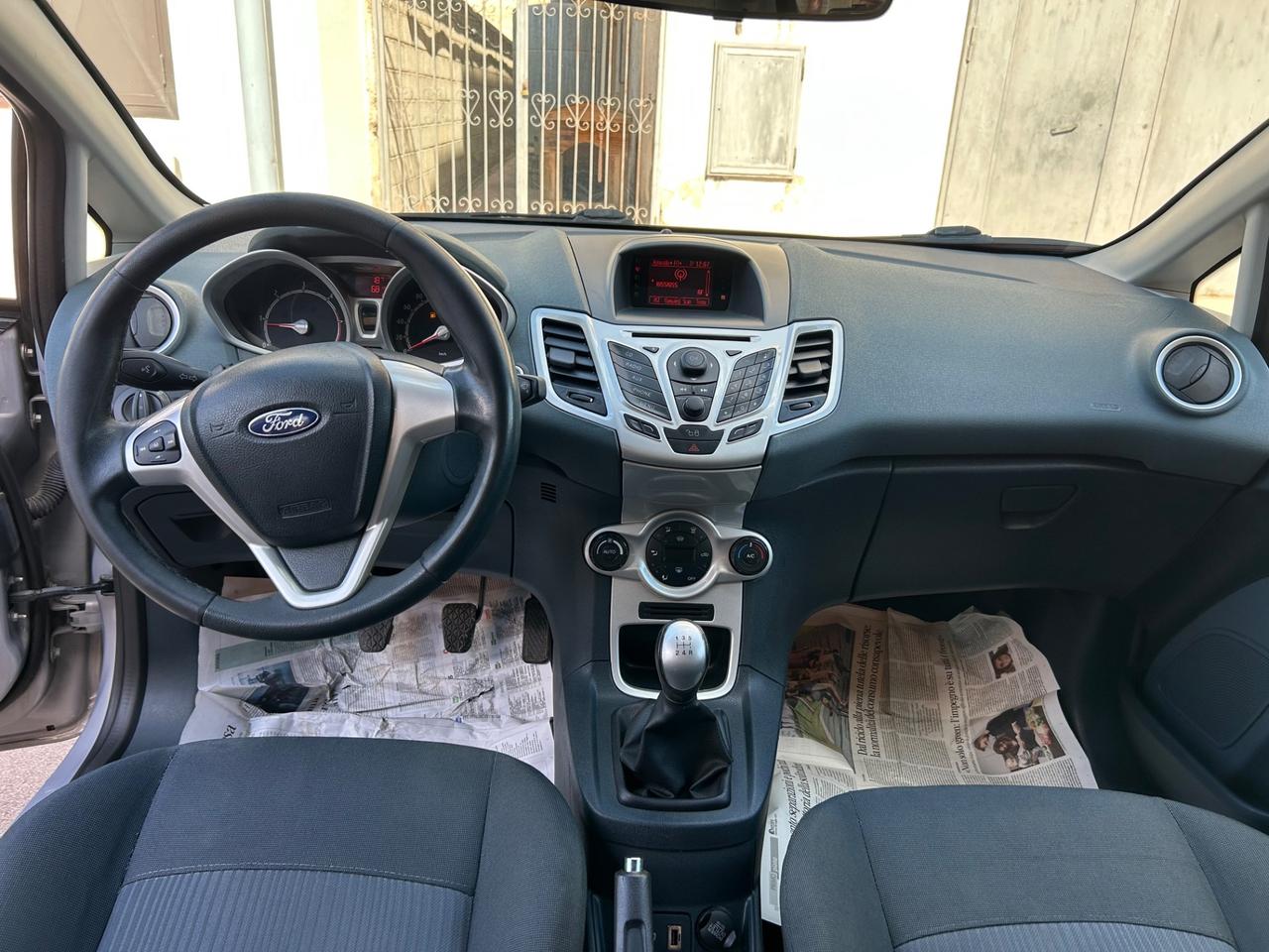 Ford Fiesta 1.4 TDCi 5p. Titanium