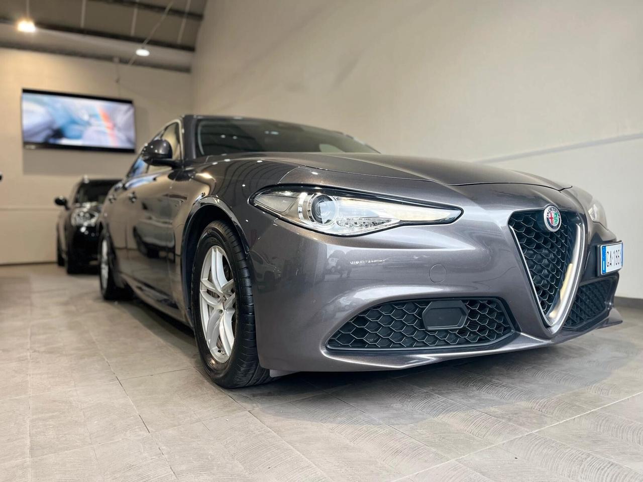 ALFA ROMEO GIULIA 2.2 T AT8 03/2020 64MILAKM UNICOPROPRIETARIO