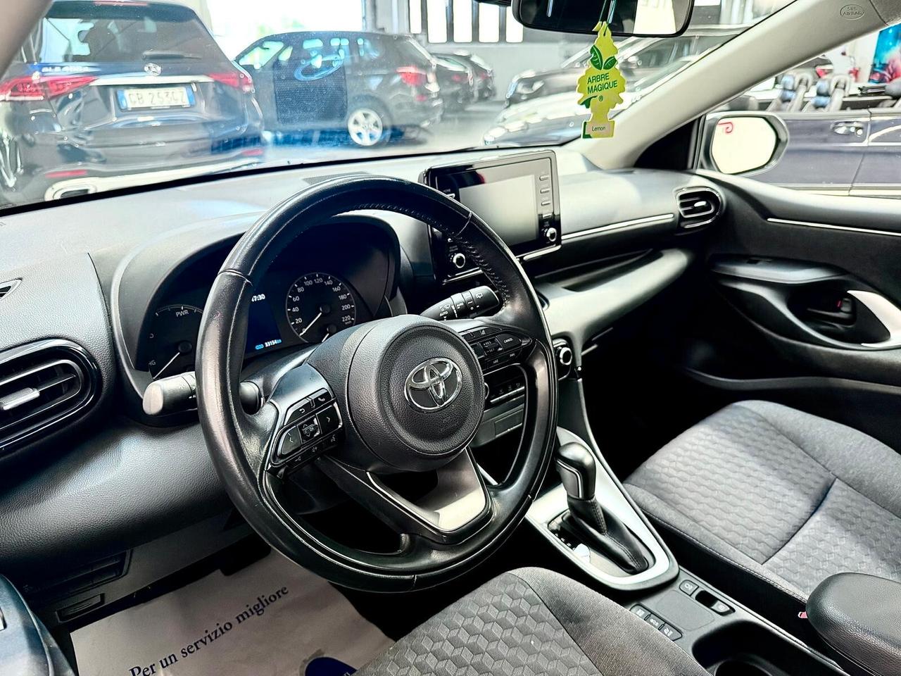 Toyota Yaris 1.5 Hybrid 5 porte Business