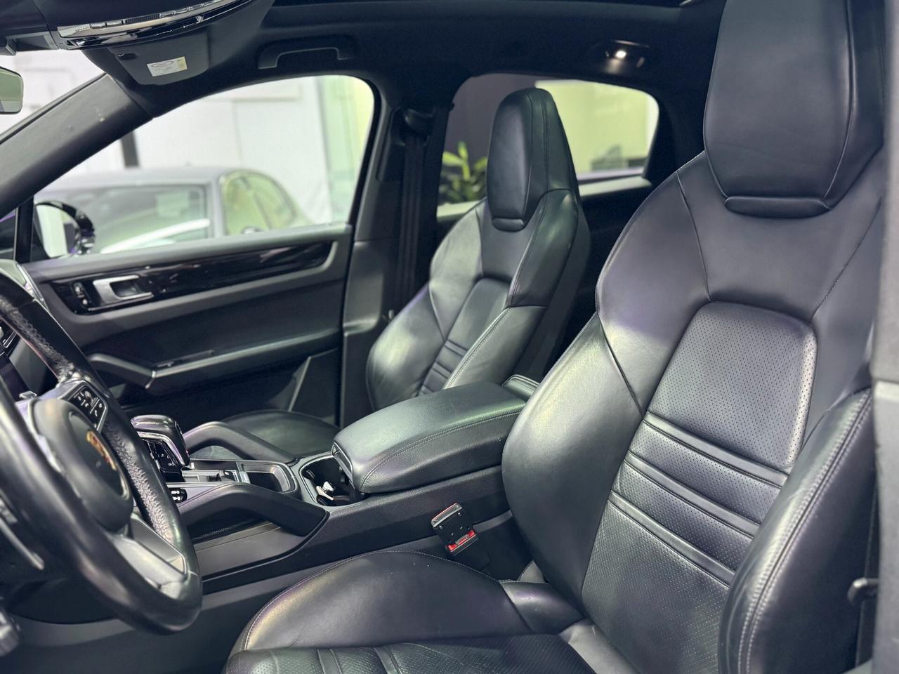 Porsche Cayenne Coupé 3.0 V6 E-Hybrid