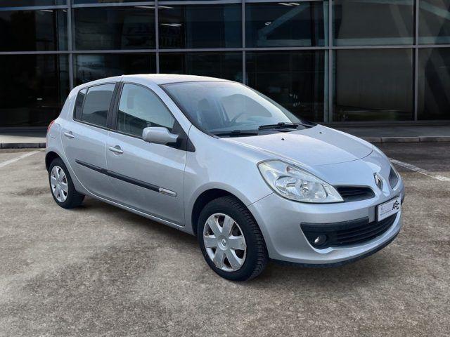 RENAULT Clio 1.2 BENZ 75 CV 16V 5 porte ADATTA NEOPATENTATI
