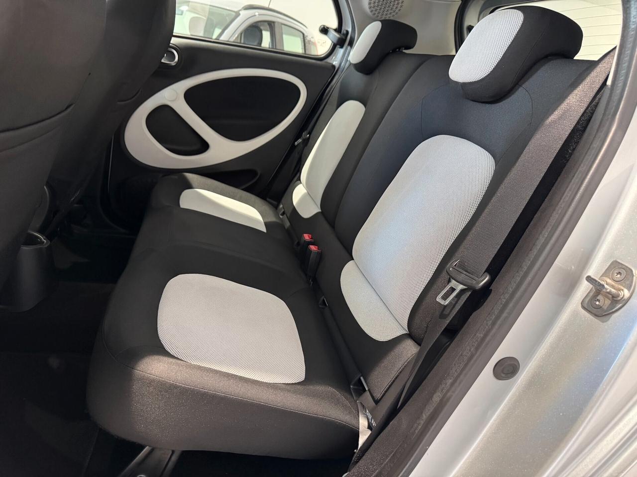 Smart ForFour 70 1.0 Passion