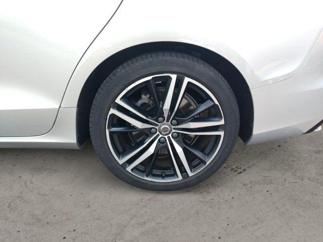 VOLVO V60 T6 Recharge AWD-Autom Plug-in Hybrid R-design