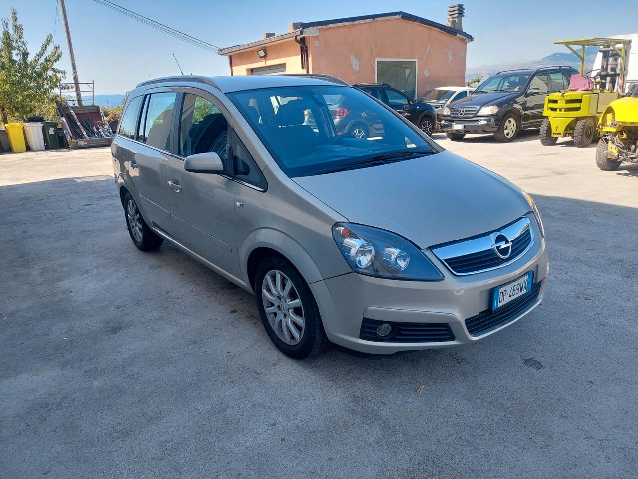 Opel Zafira 1.9 CDTI 120CV Enjoy